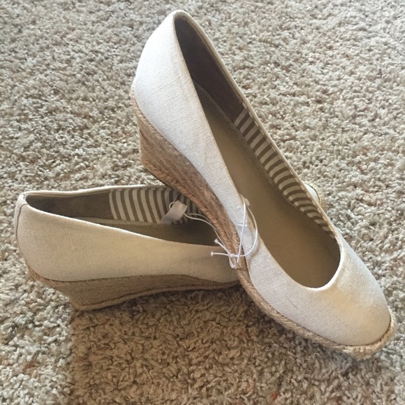 Merona Shoes - Picture 1 of 4